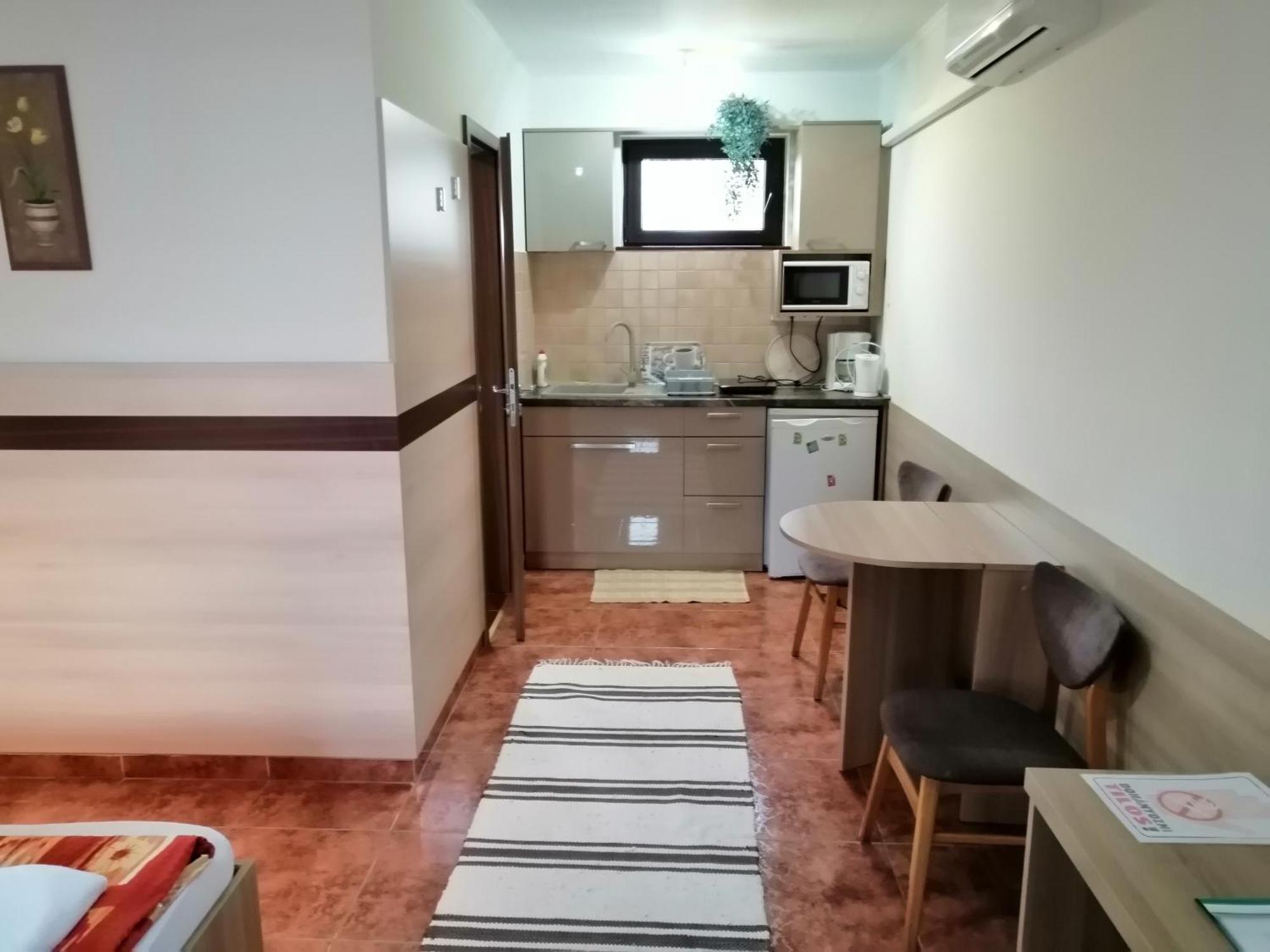 Csipkehaz Apartman Cserkeszőlő المظهر الخارجي الصورة